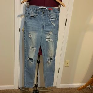 EUC Celebrity Pink Distressed Skinny  light Wash Blue Jeans Hugh Rise